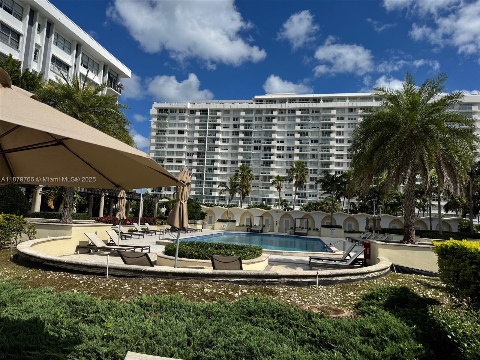 5600 Collins Ave #12E Miami Beach, FL 33140