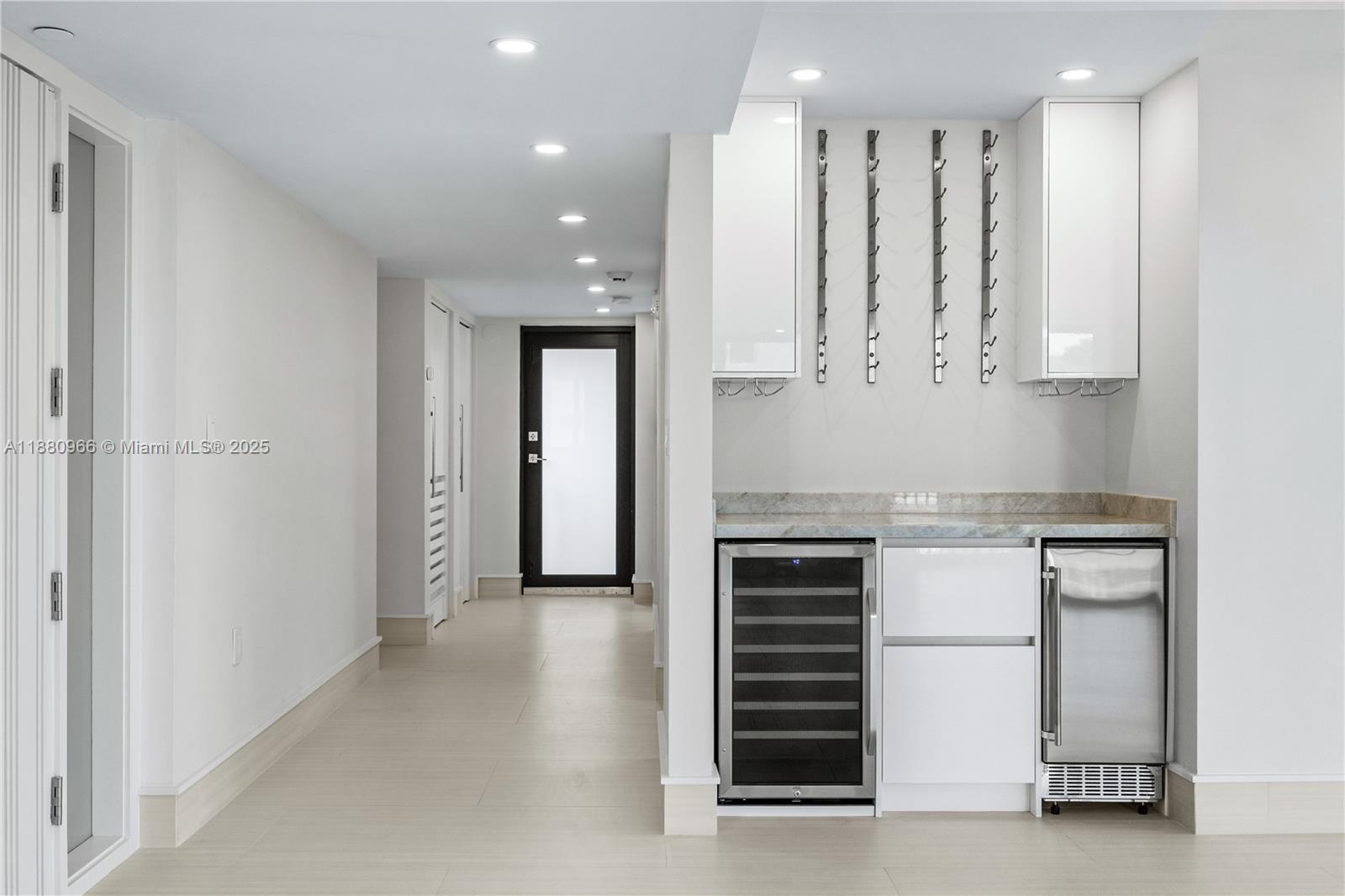 700 Coral Way #2 Coral Gables, FL 33134