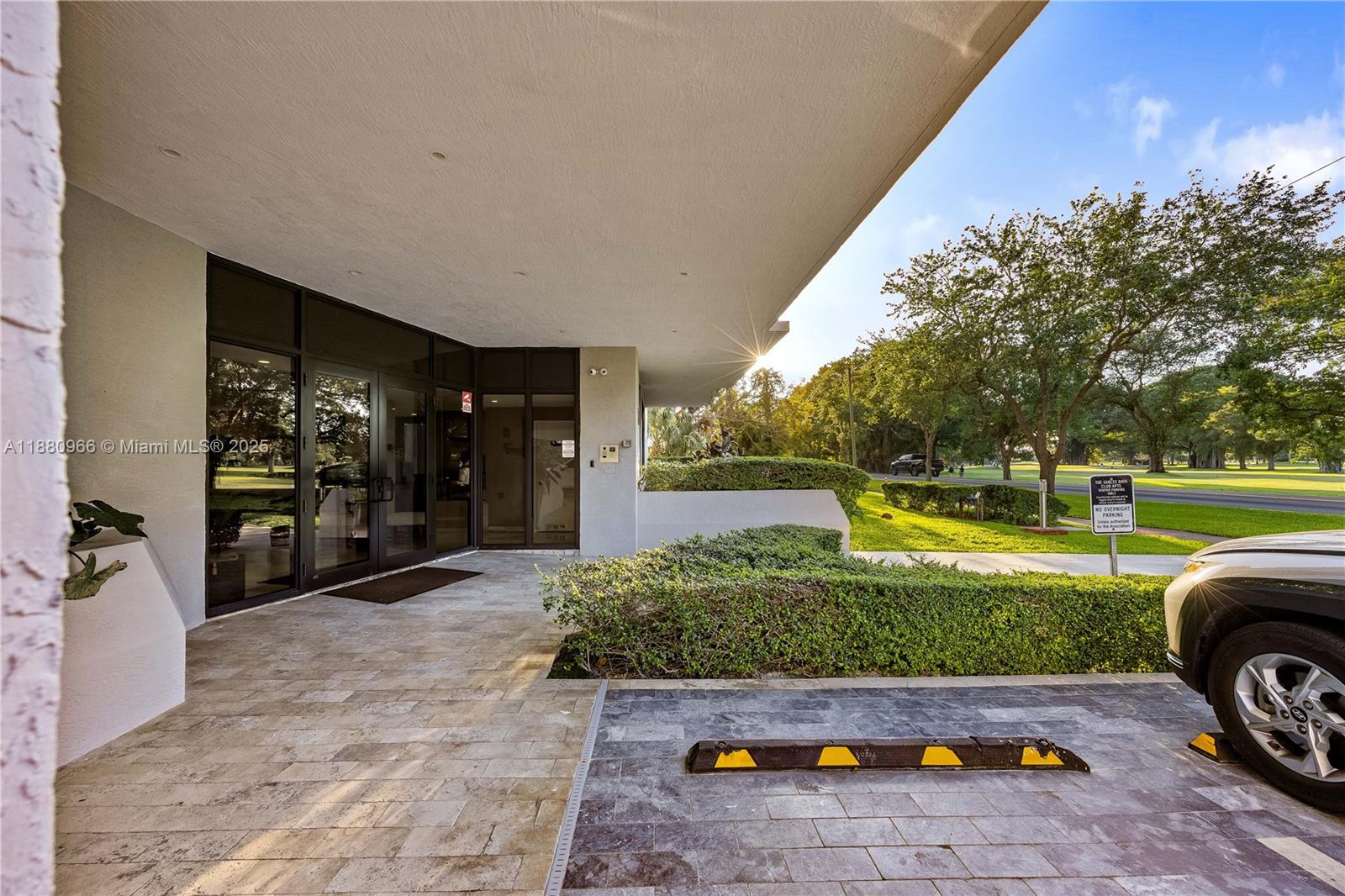 700 Coral Way #2 Coral Gables, FL 33134