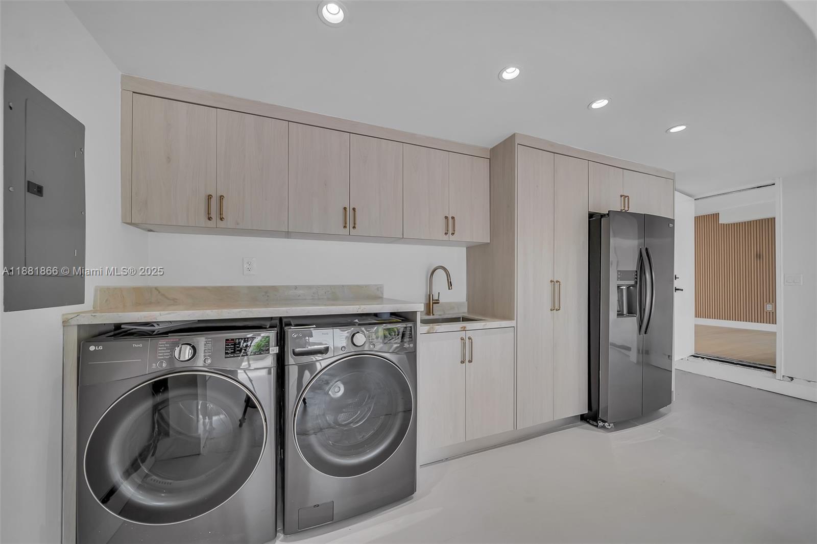 3341 NE 170th St North Miami Beach, FL 33160