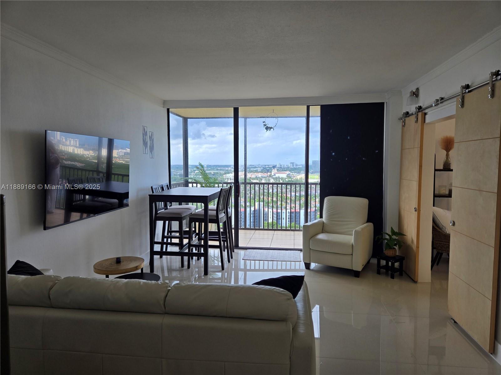 20379 W Country Clb Dr #2531