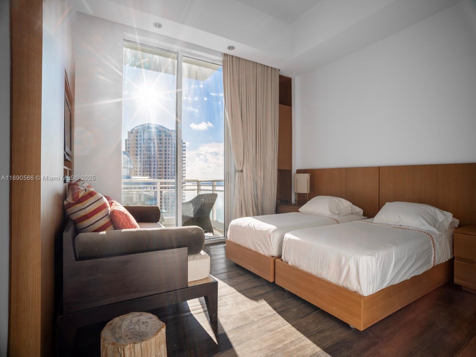 900 Brickell Key Blvd #2204 Miami, FL 33131