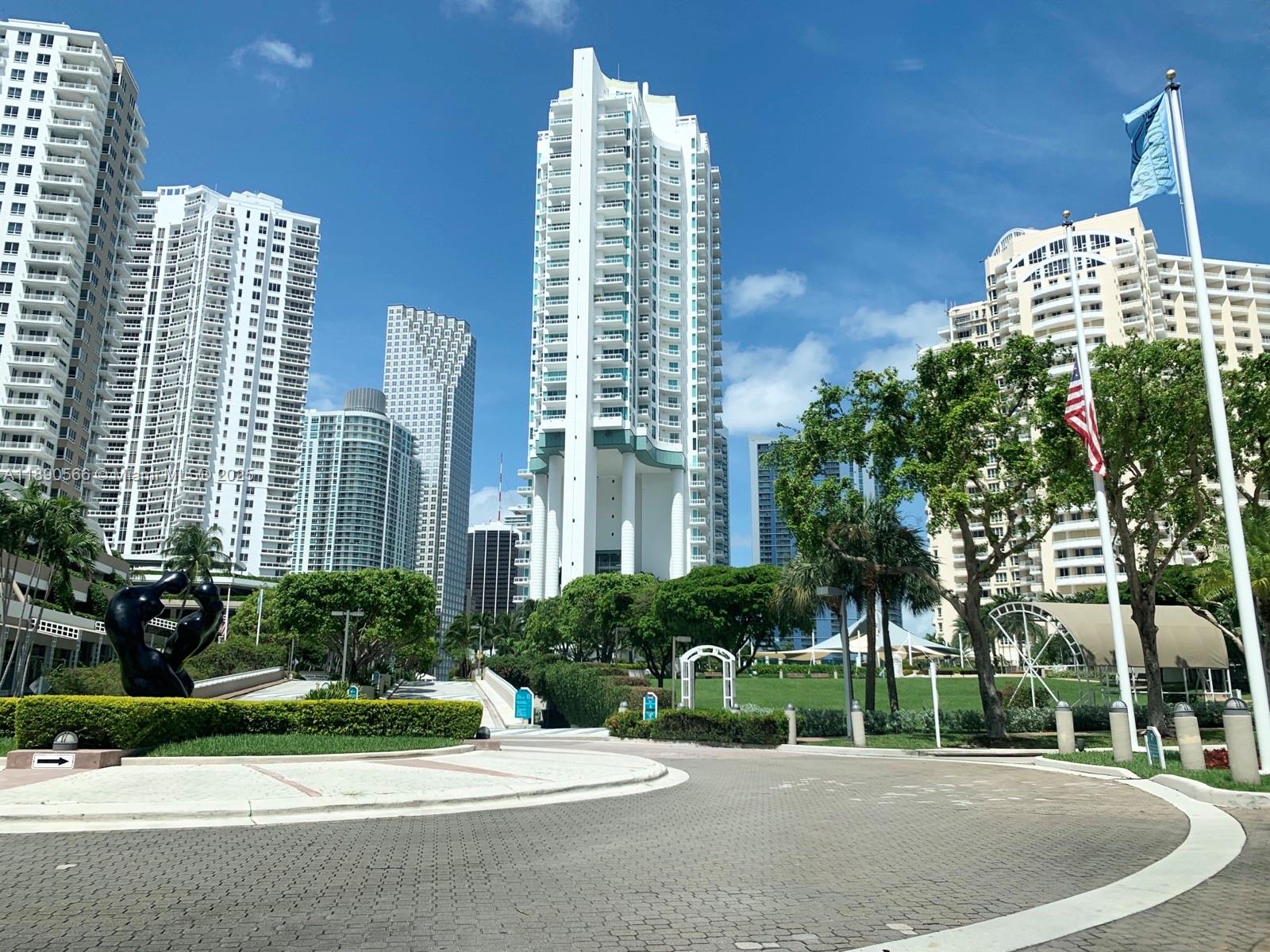 900 Brickell Key Blvd #2204 Miami, FL 33131