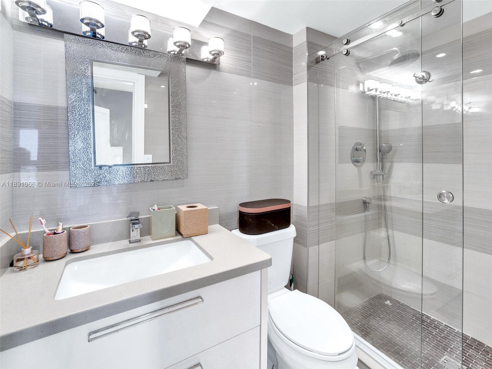 image Arlen House East16