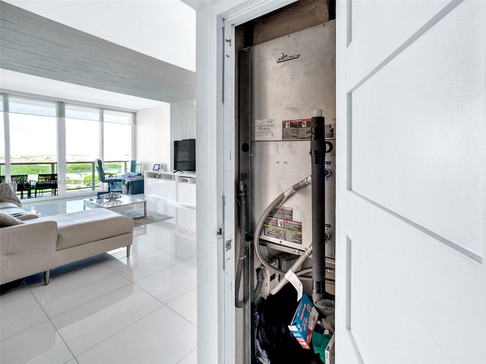 image Arlen House East20