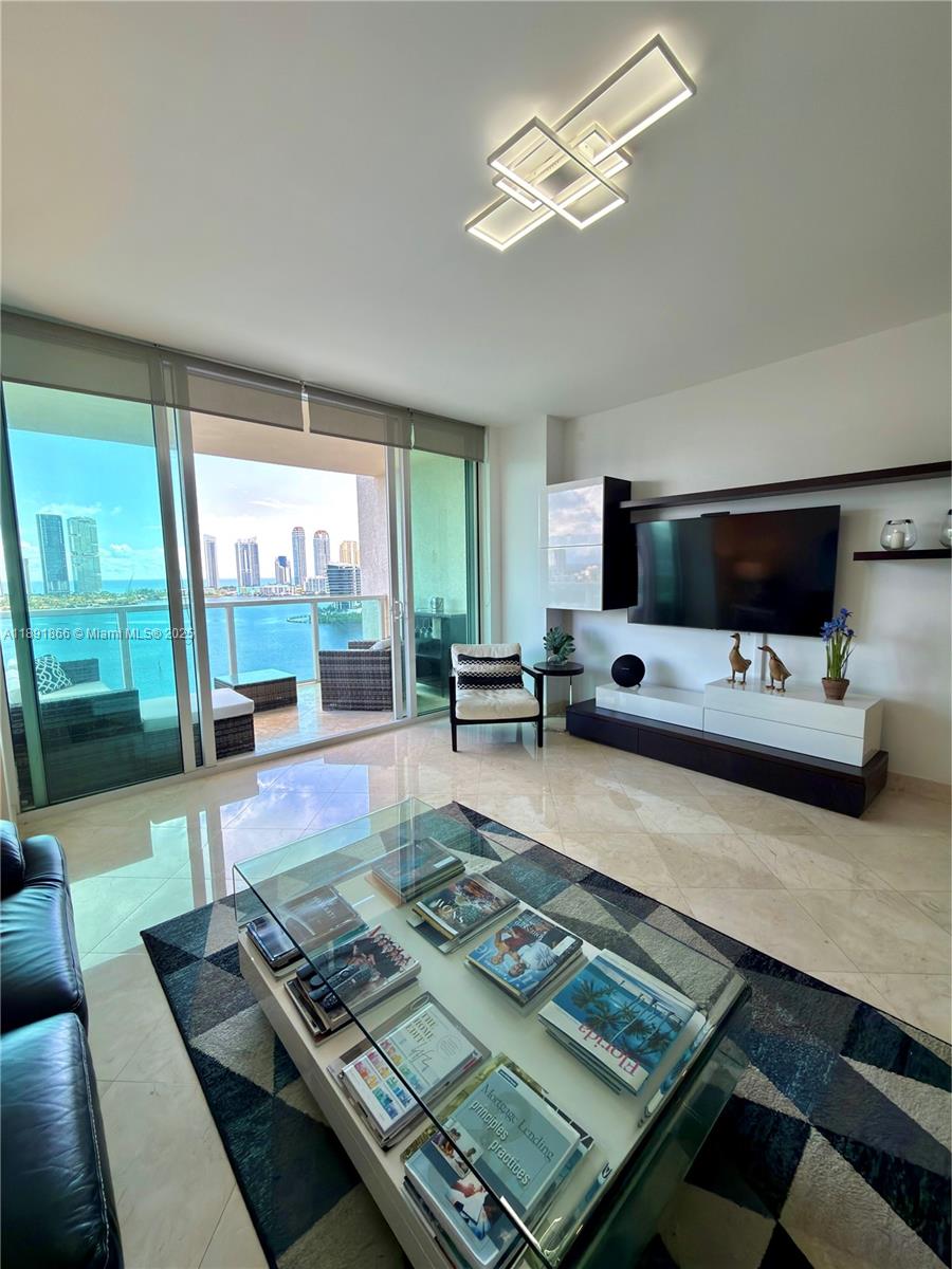 image Aventura Marina Condo9