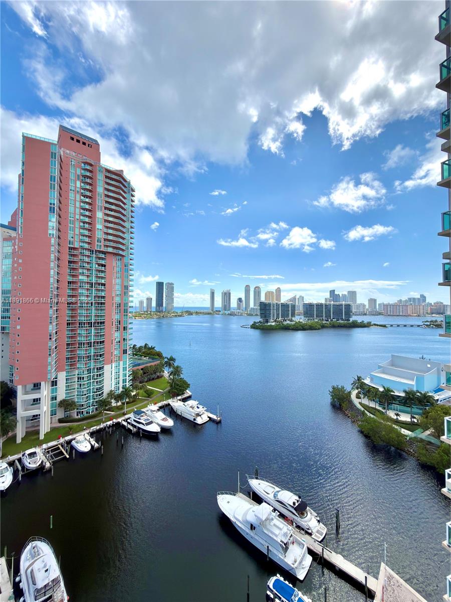 image Aventura Marina Condo2