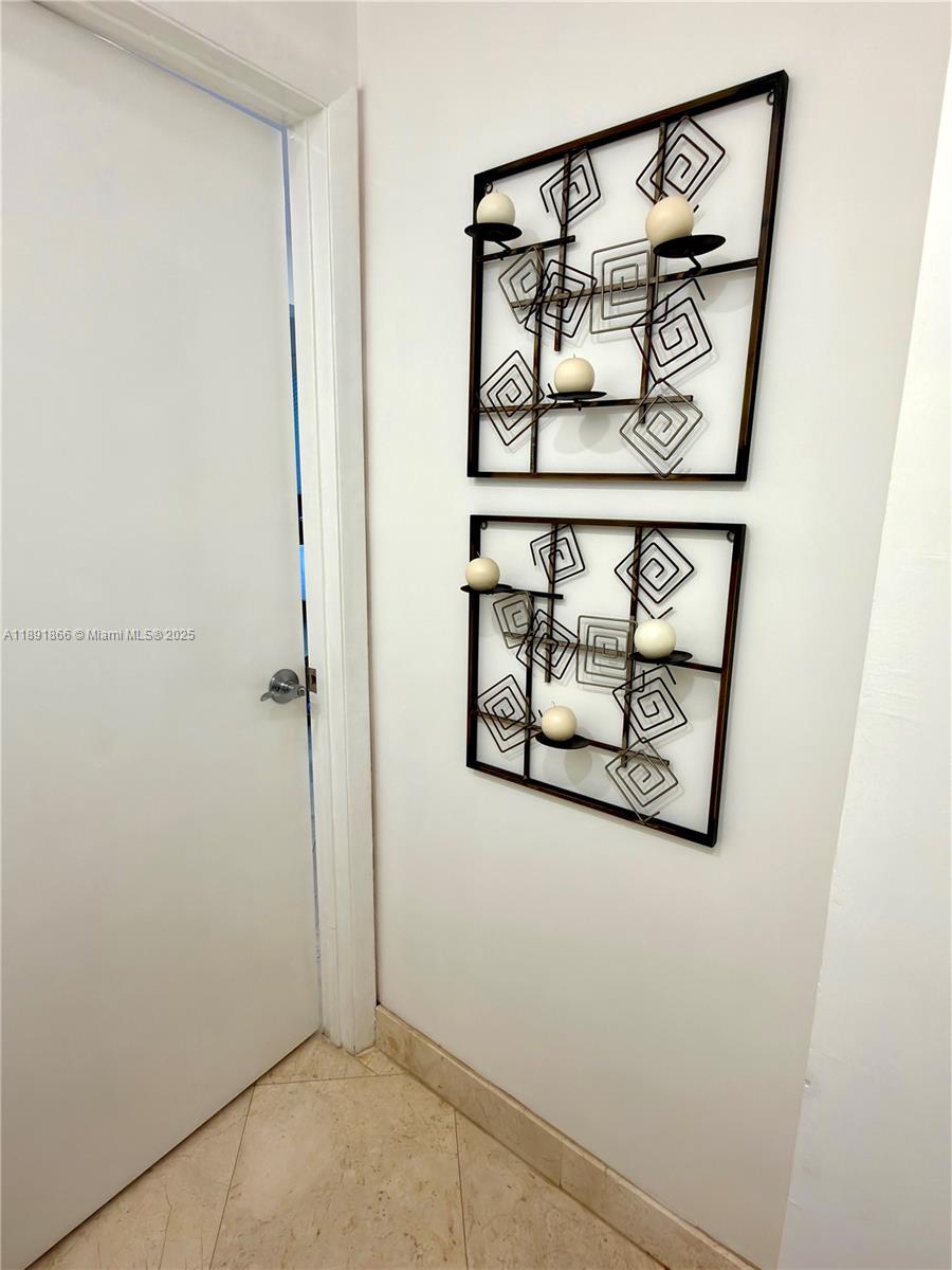 image Aventura Marina Condo32