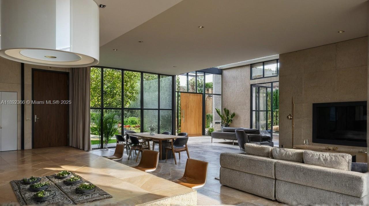 2750 SW 154th Ave Davie, FL 33331