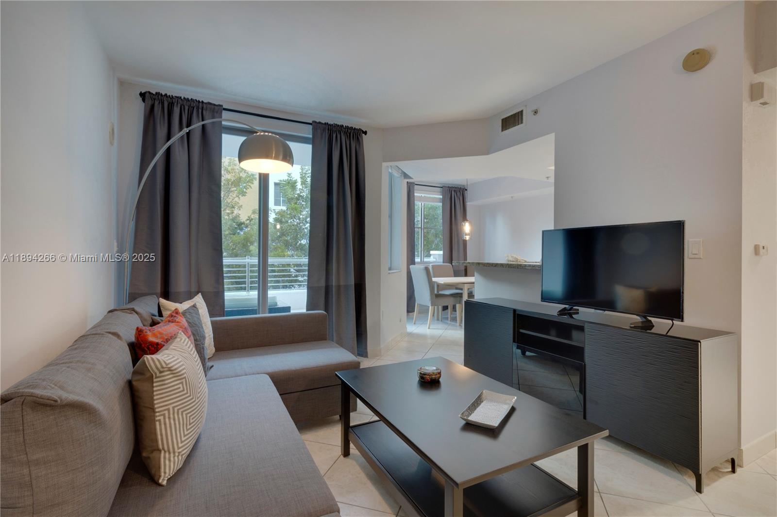 110 Washington Ave #2318