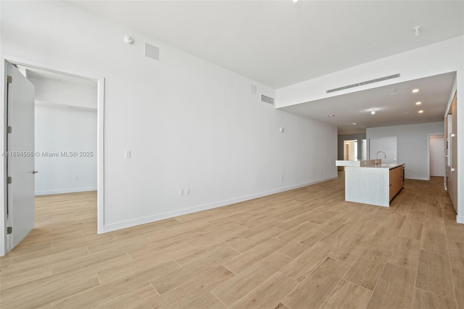 900 N Ocean Blvd #UPH04 Pompano Beach, FL 33062