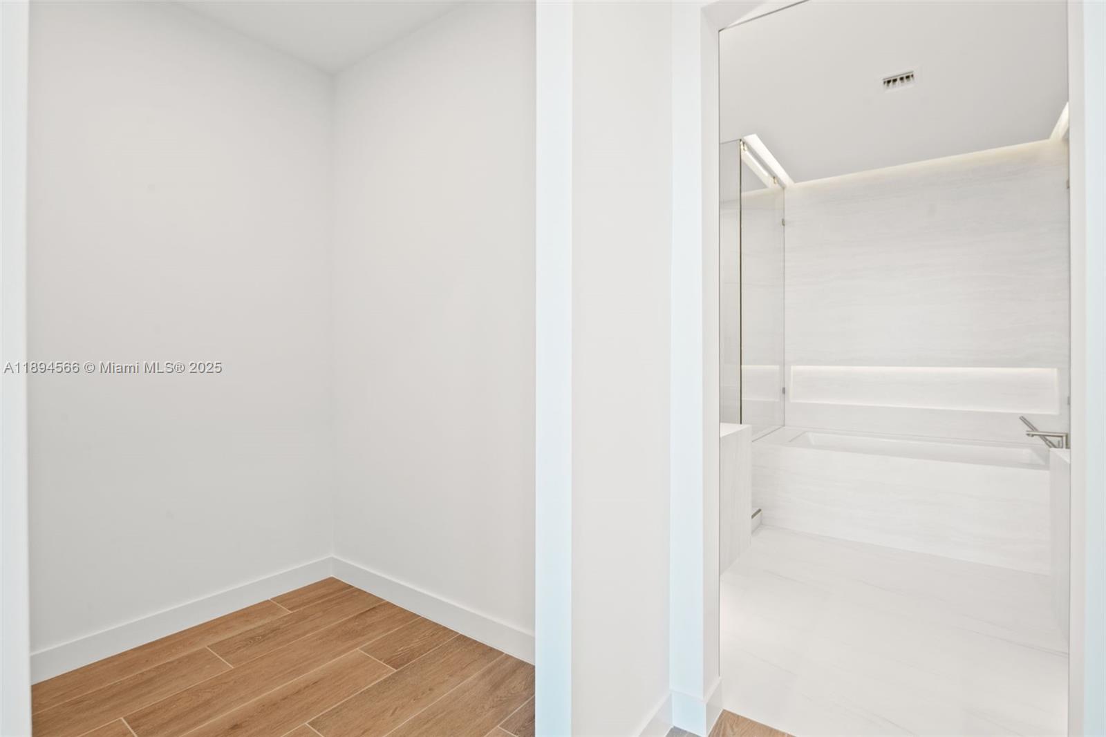 900 N Ocean Blvd #UPH04 Pompano Beach, FL 33062