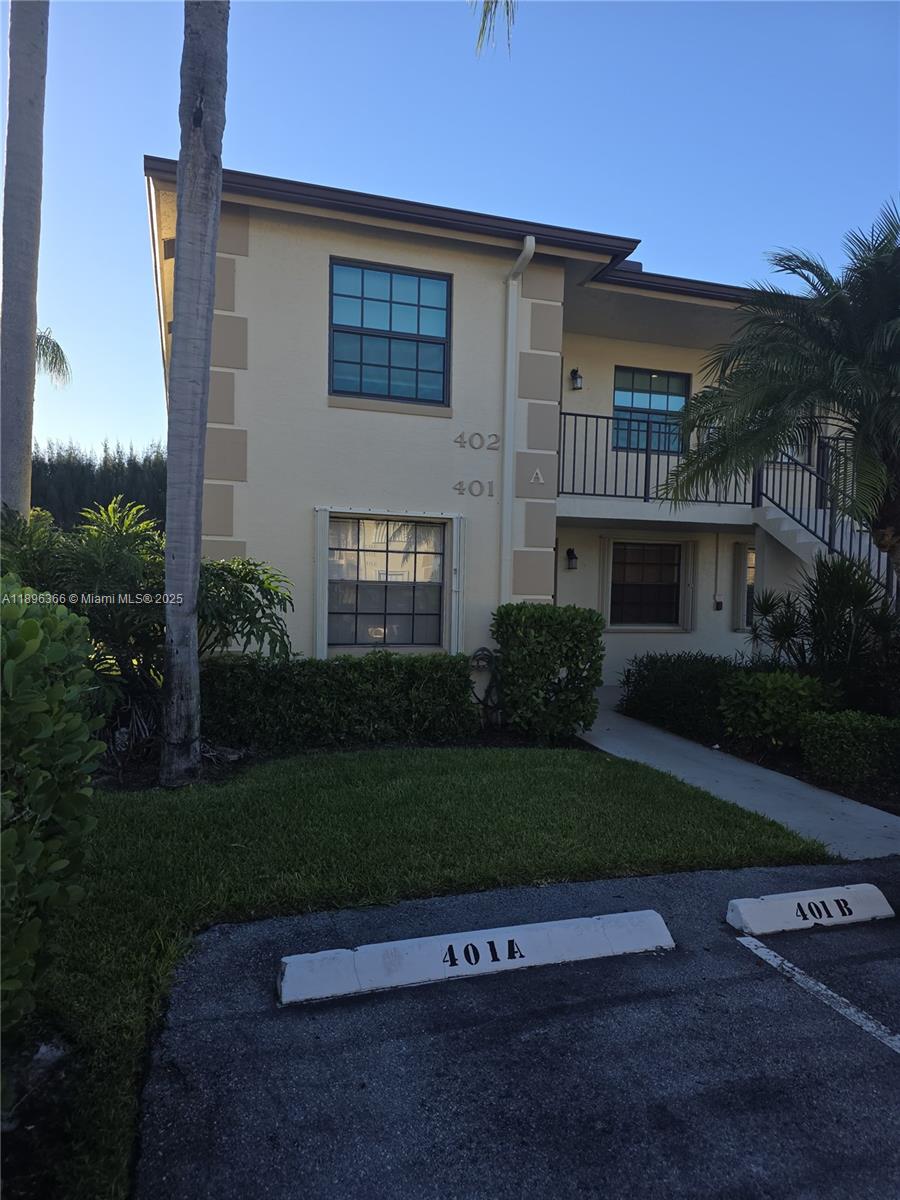 401 Pinecrest Cir #A