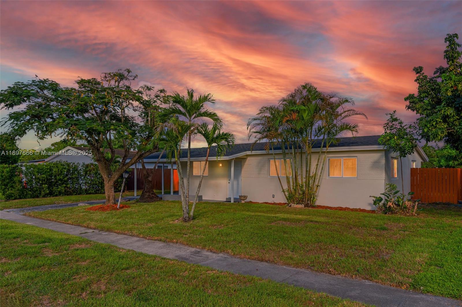 432 SW 64th Ter