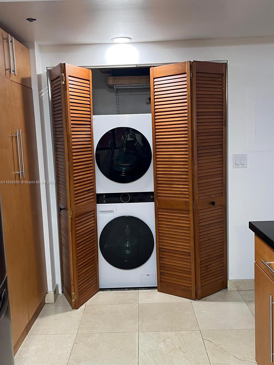 image Villa Regina Condo23