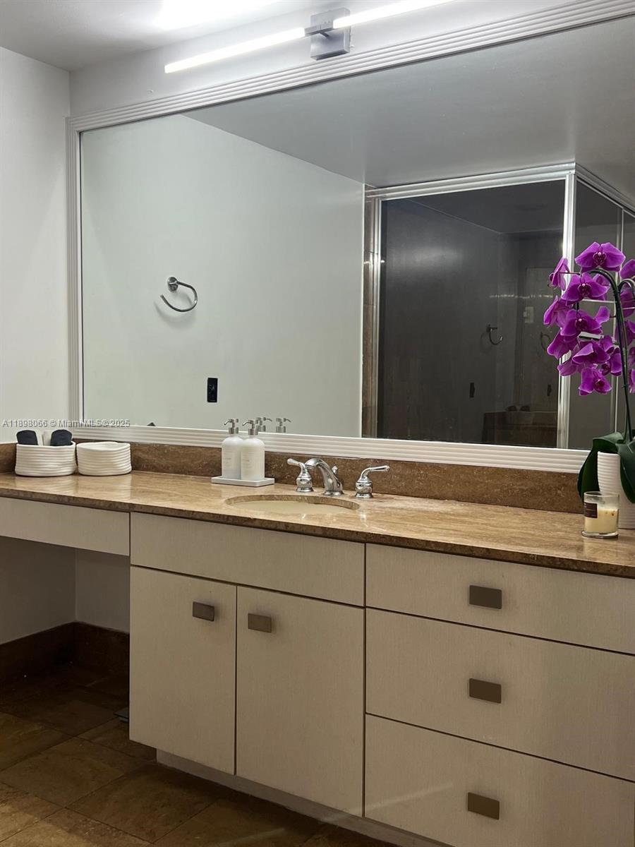 image Villa Regina Condo27