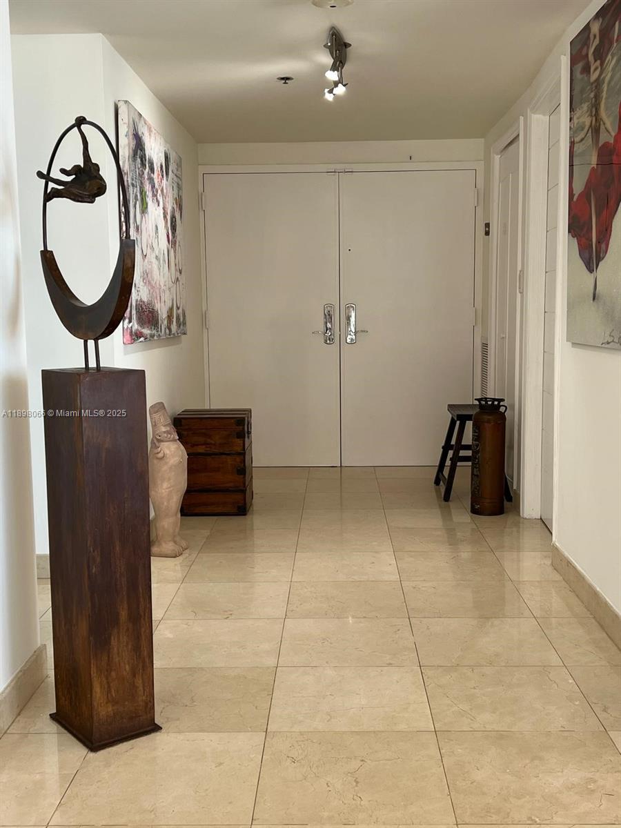 image Villa Regina Condo8