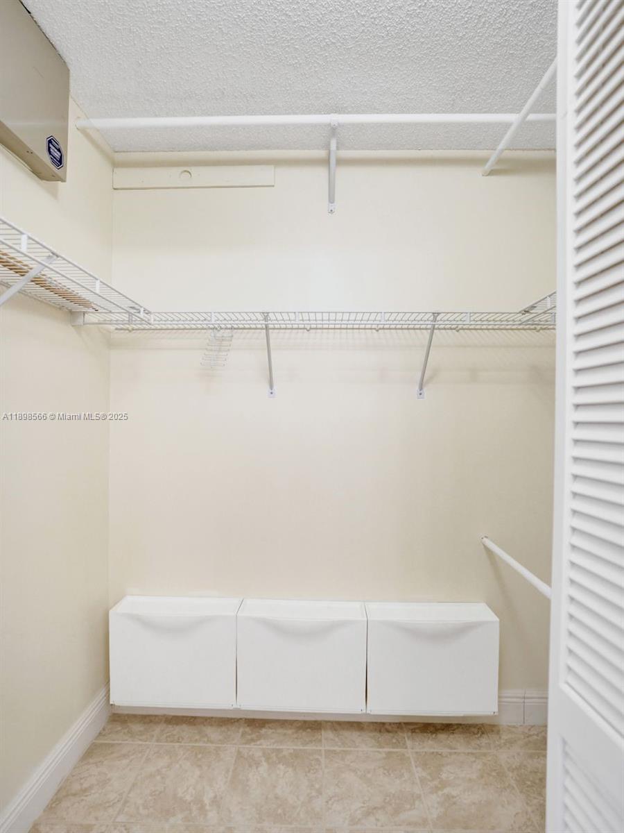 15831 SW 10th St Pembroke Pines, FL 33027