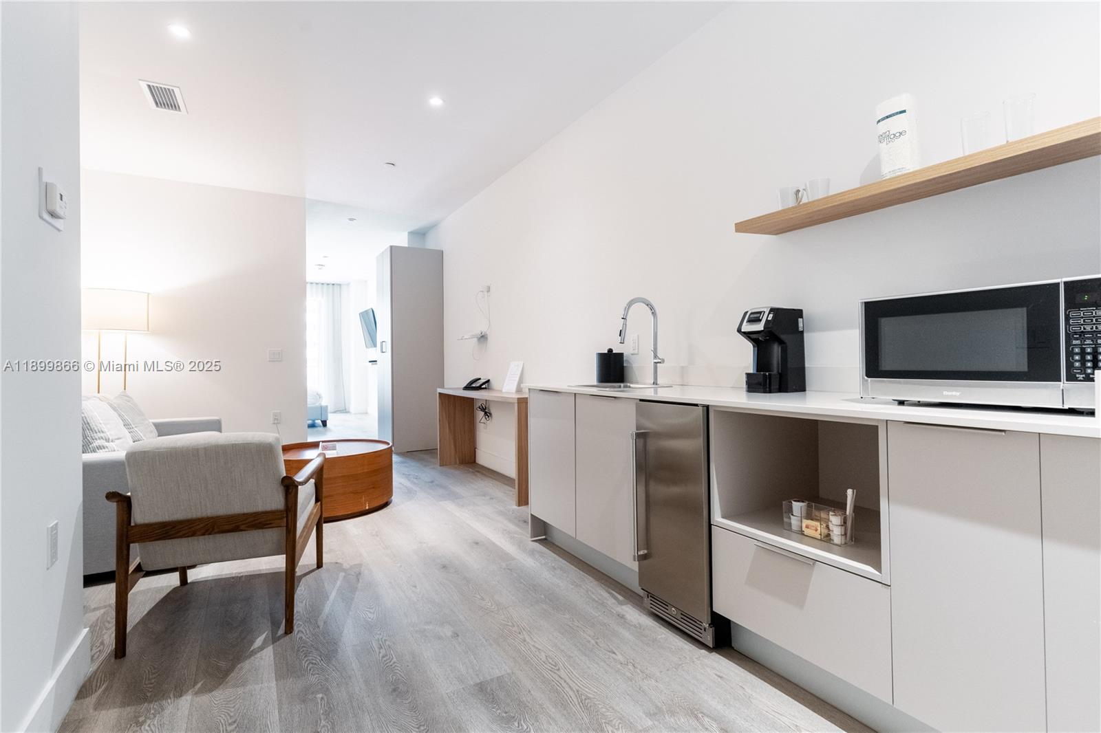 image Smart Brickell7