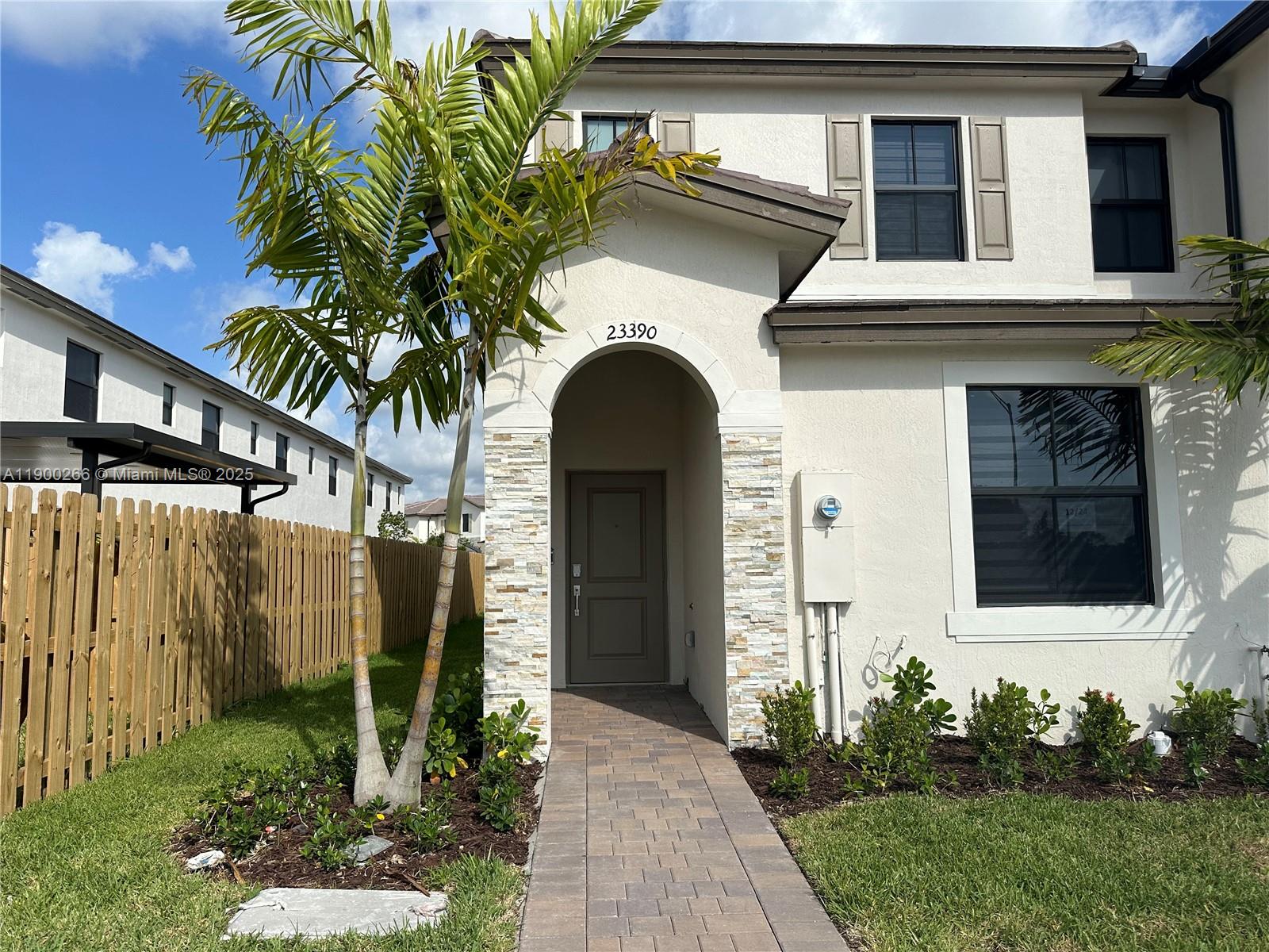 23390 Sw 127th Ct