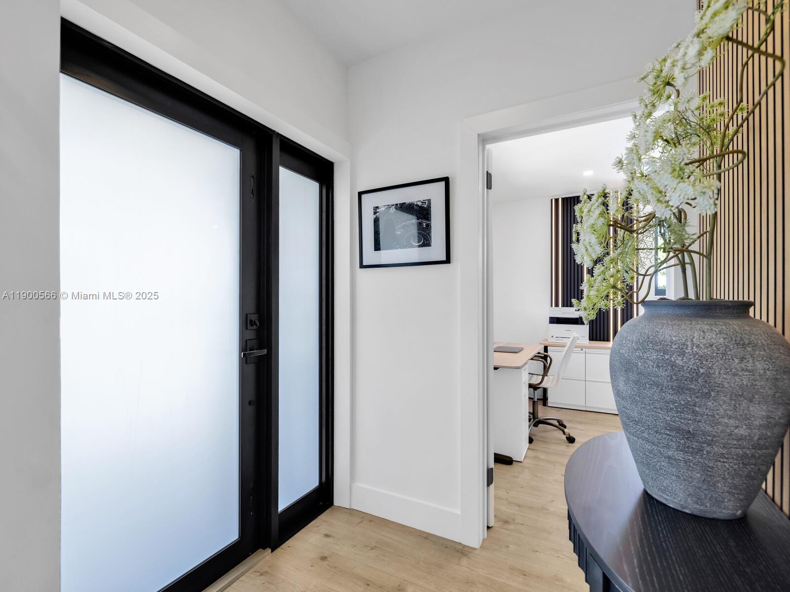 11504 NE 6th Ave Biscayne Park, FL 33161