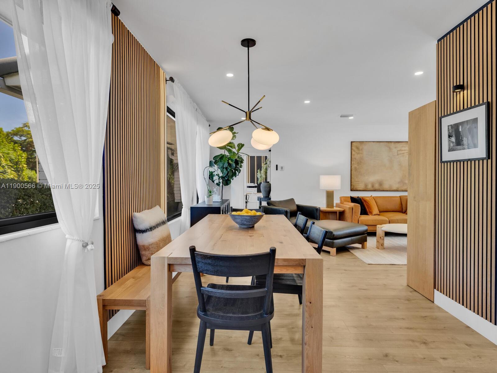 11504 NE 6th Ave Biscayne Park, FL 33161