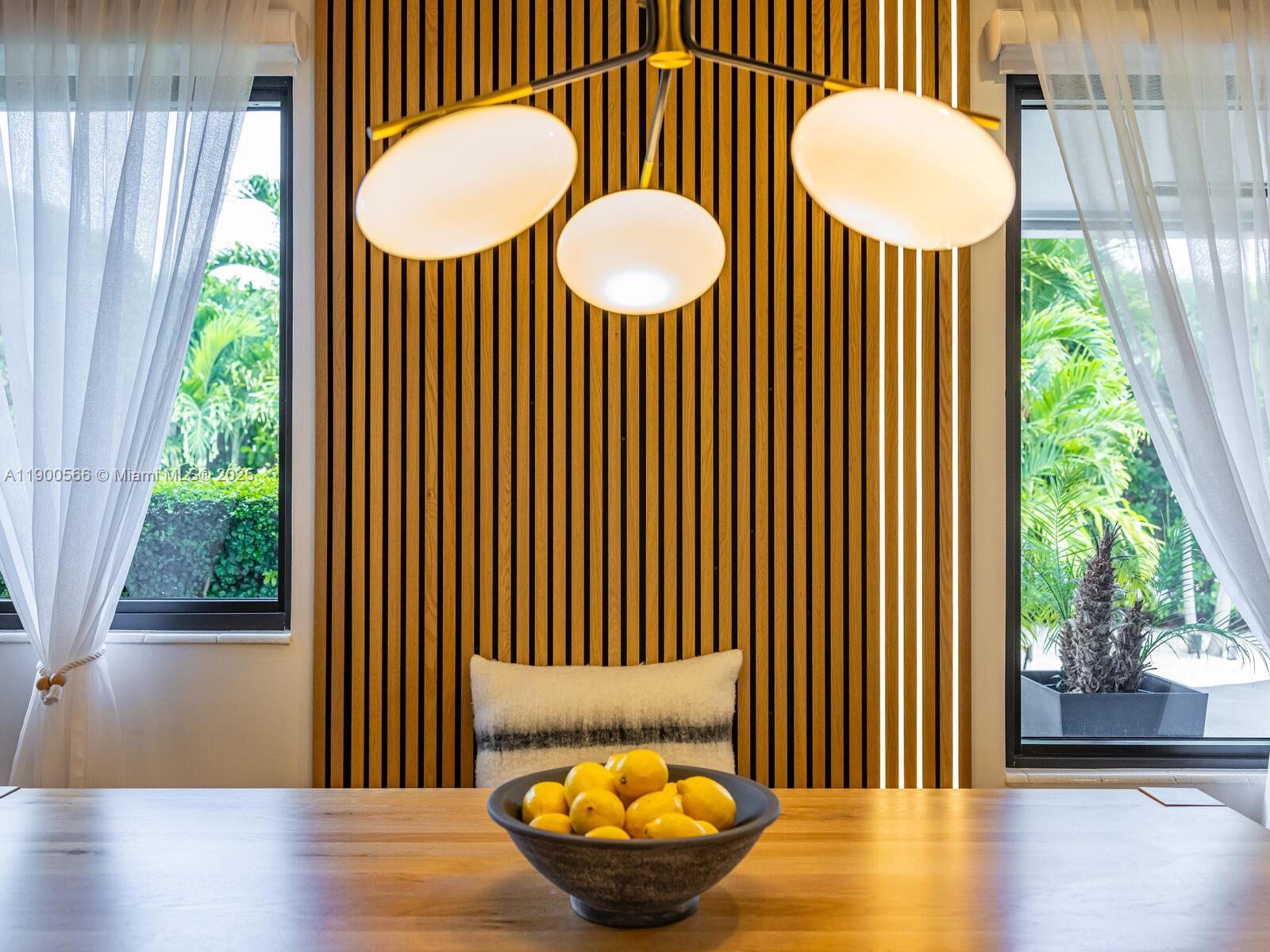 11504 NE 6th Ave Biscayne Park, FL 33161