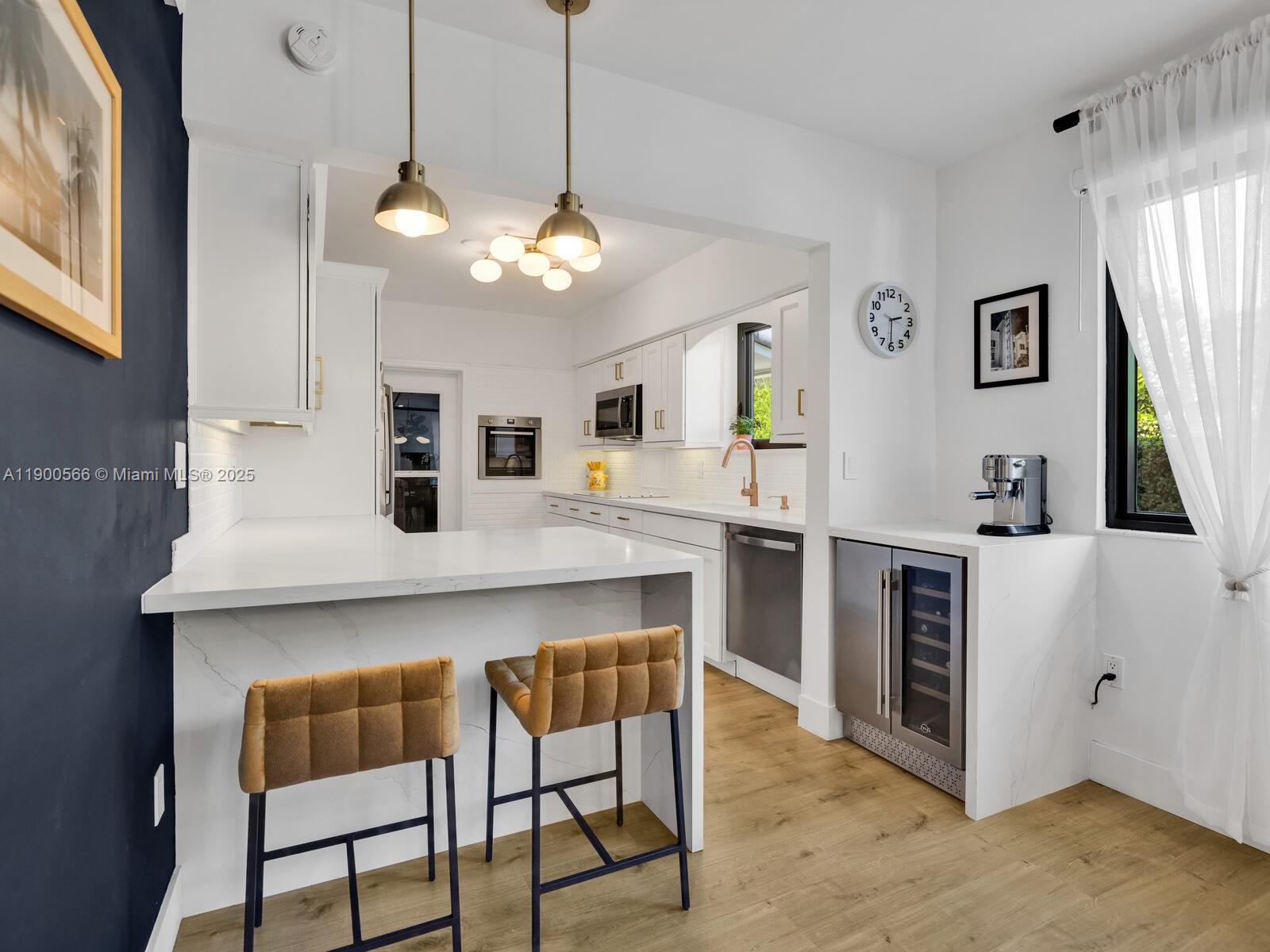 11504 NE 6th Ave Biscayne Park, FL 33161