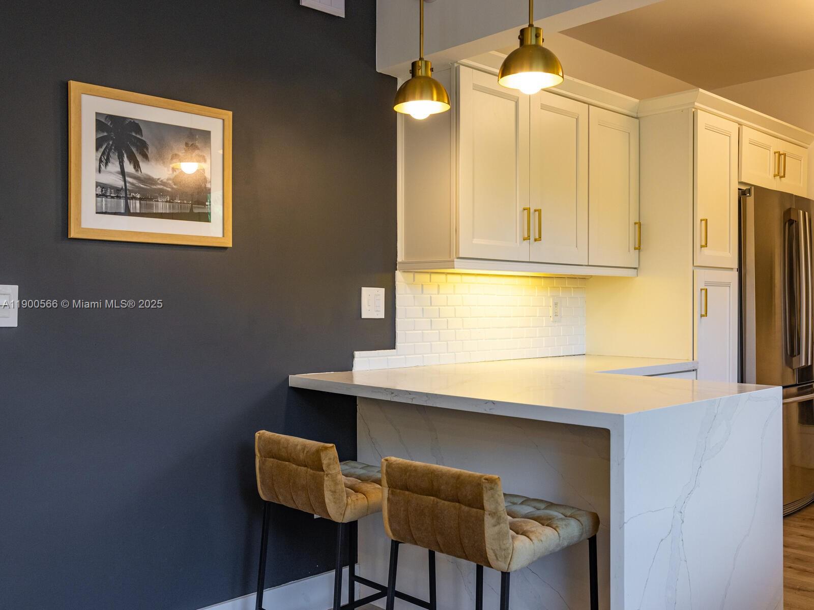 11504 NE 6th Ave Biscayne Park, FL 33161