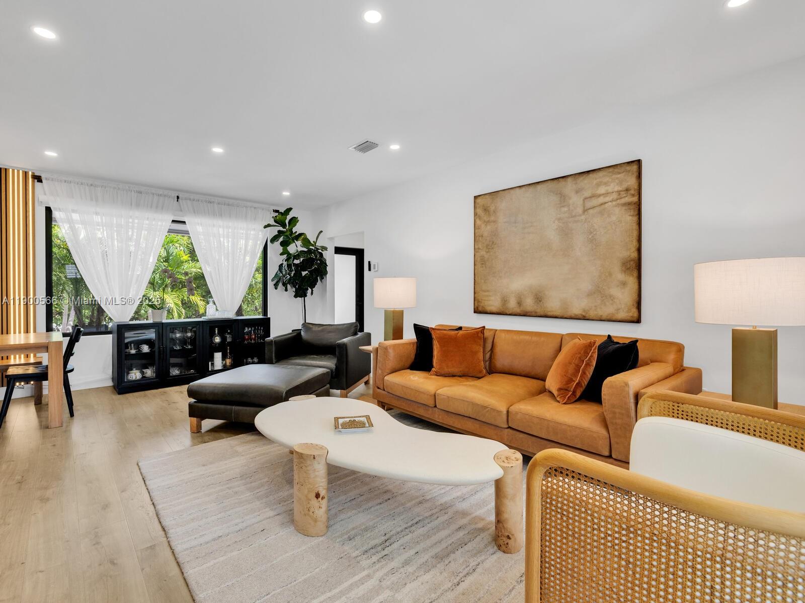 11504 NE 6th Ave Biscayne Park, FL 33161