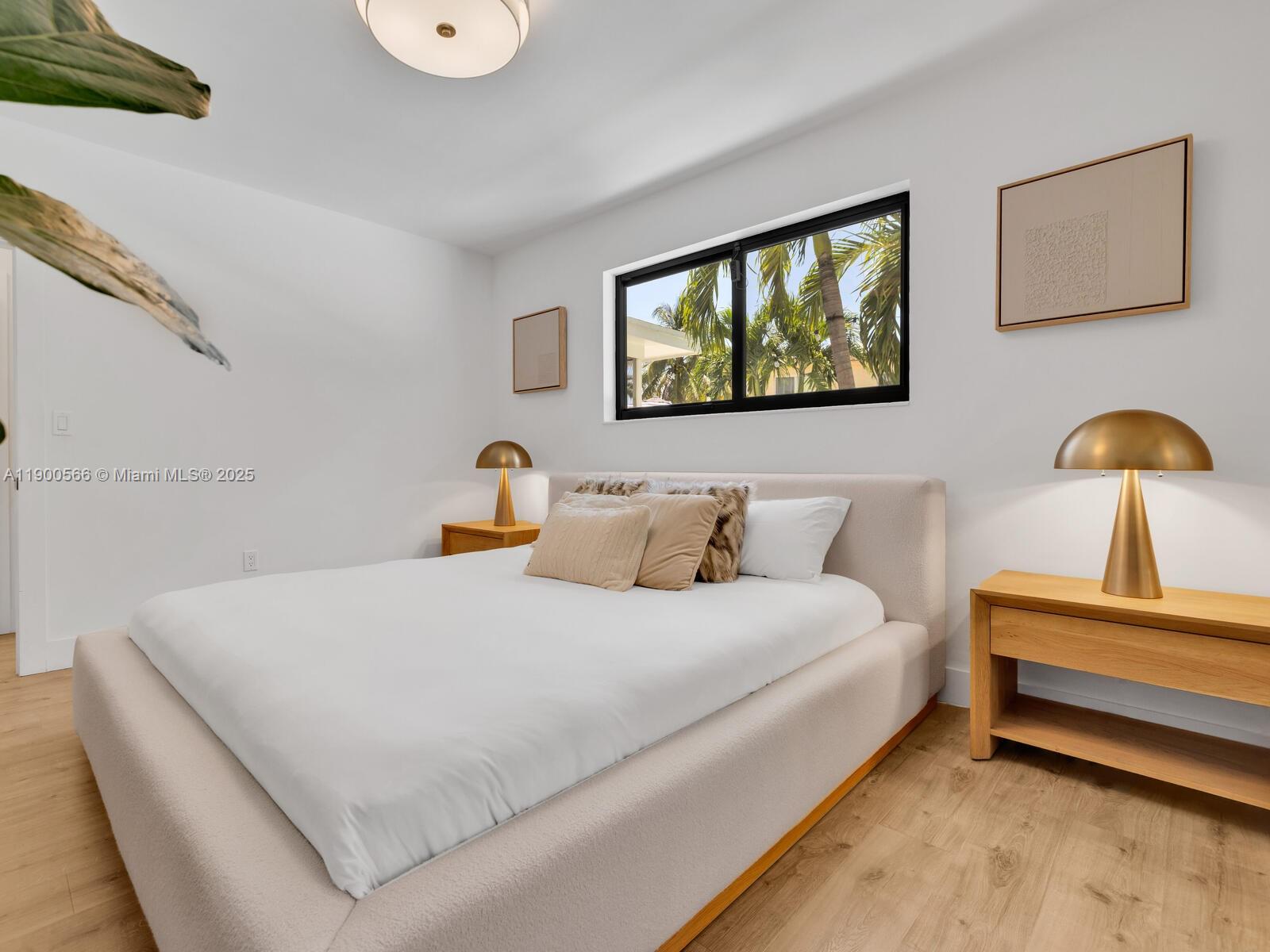 11504 NE 6th Ave Biscayne Park, FL 33161