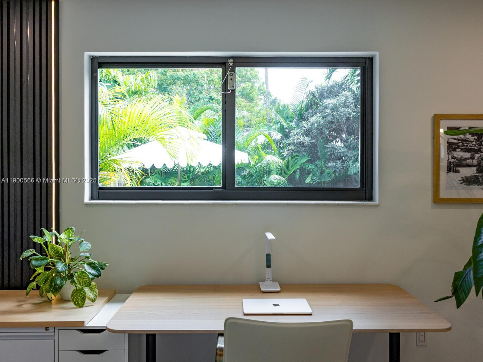 11504 NE 6th Ave Biscayne Park, FL 33161