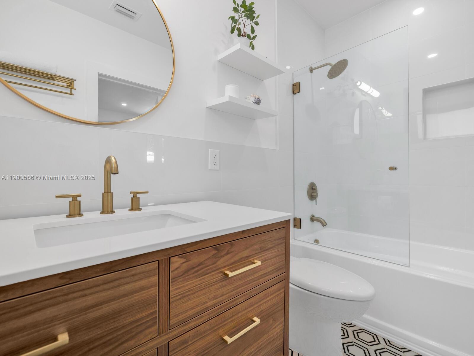 11504 NE 6th Ave Biscayne Park, FL 33161