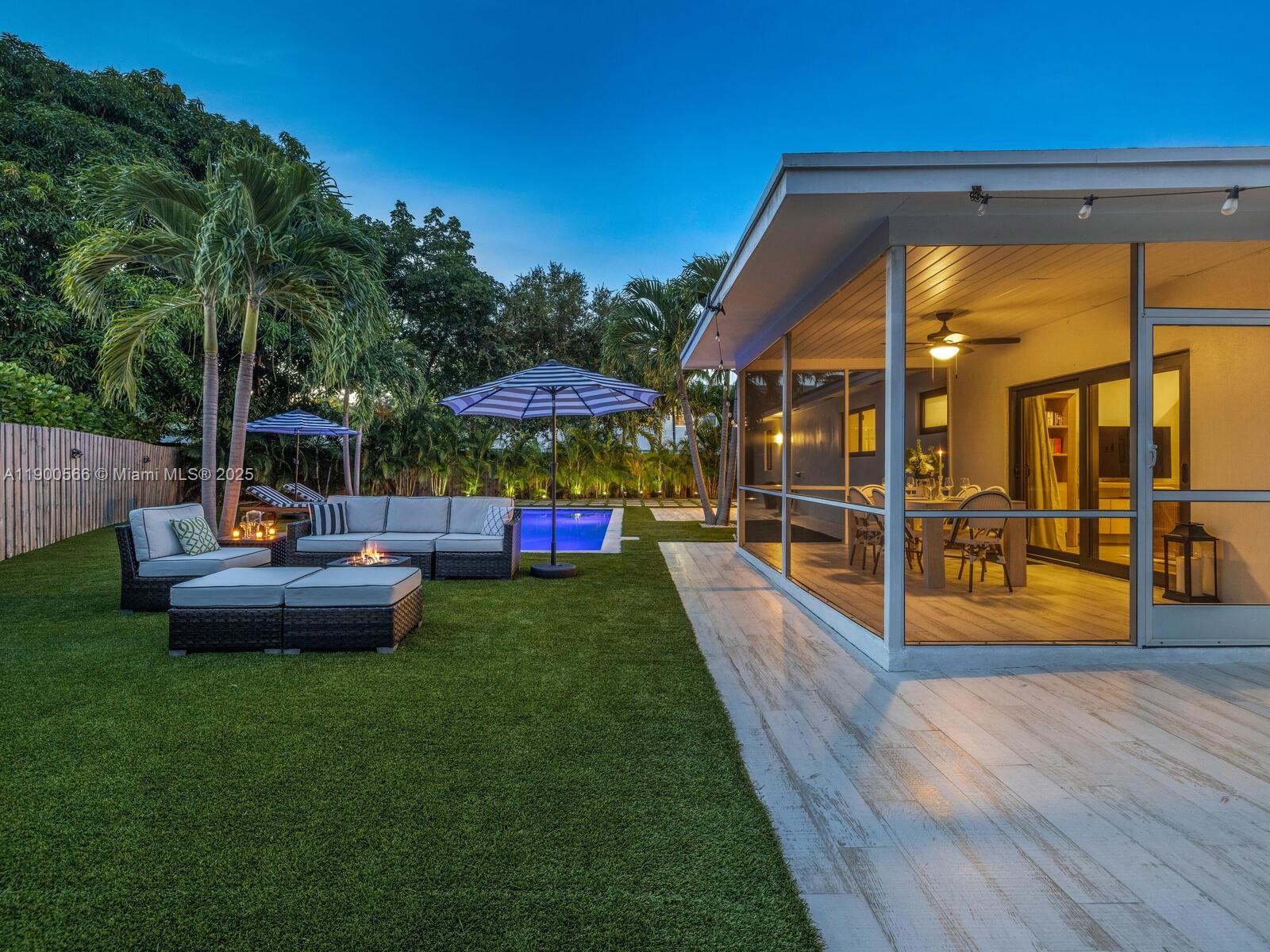 11504 NE 6th Ave Biscayne Park, FL 33161