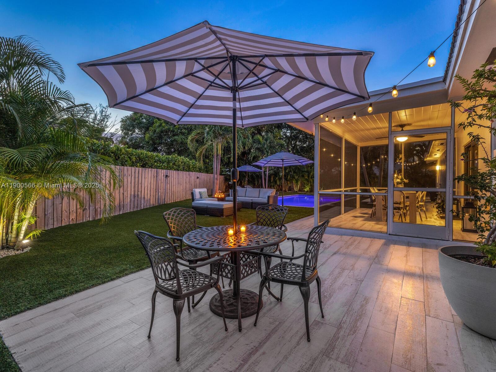 11504 NE 6th Ave Biscayne Park, FL 33161