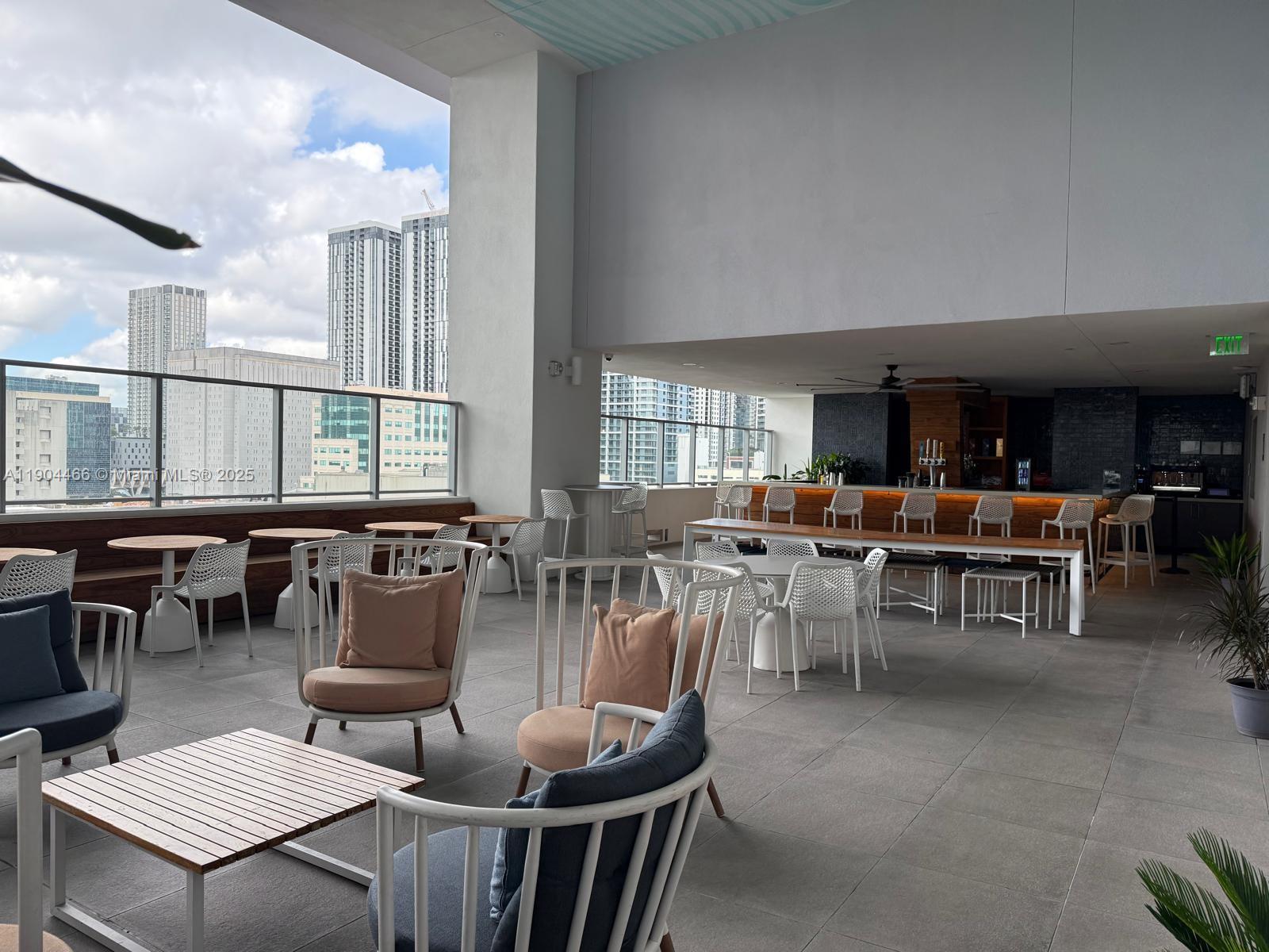 image Yotelpad Condominium13