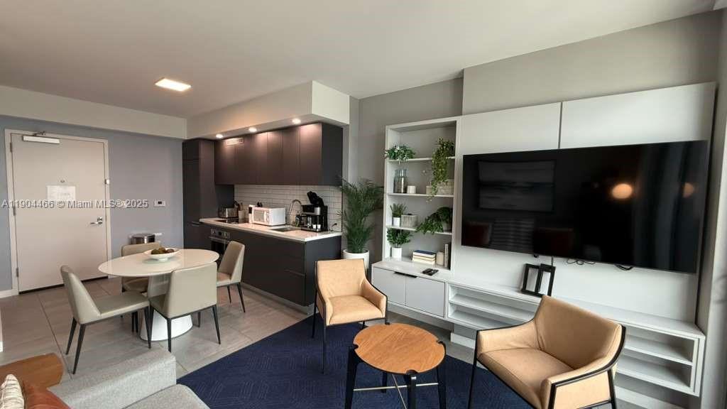 image Yotelpad Condominium3