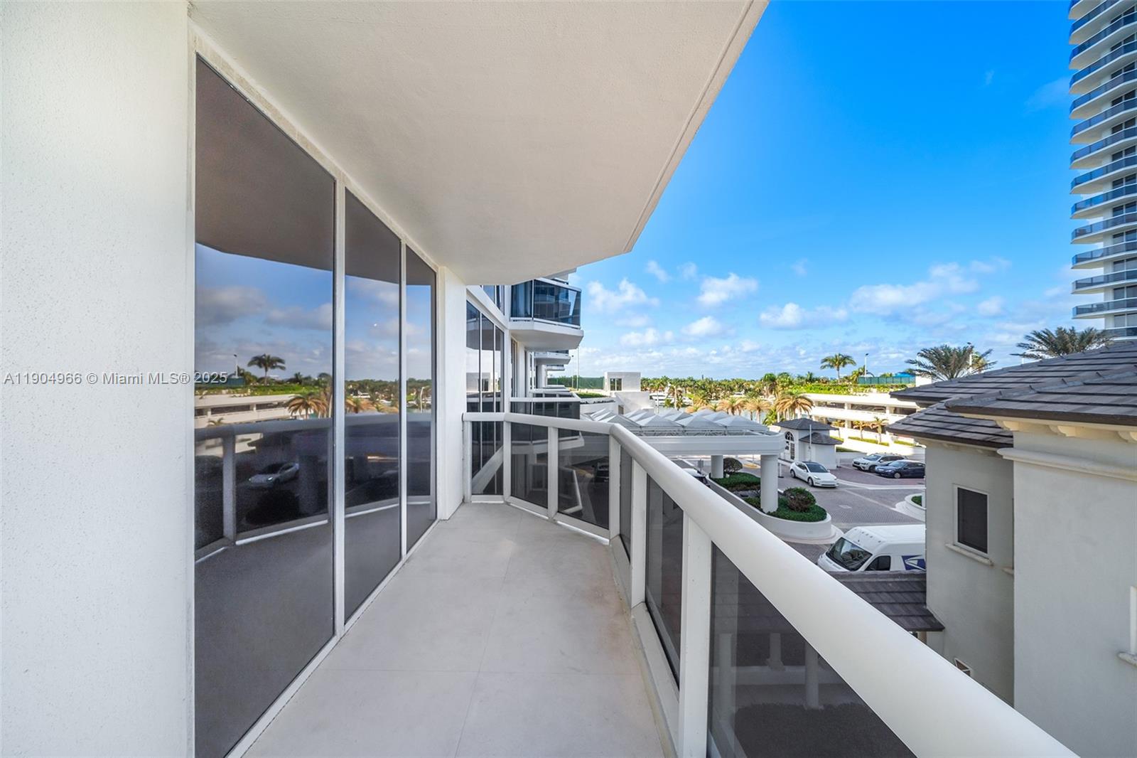 4775 Collins Ave #501 Miami Beach, FL 33140