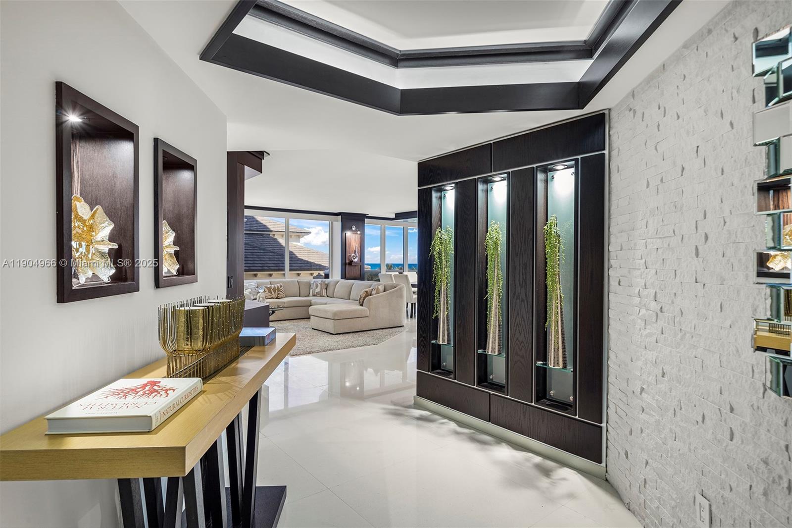 4775 Collins Ave #501 Miami Beach, FL 33140