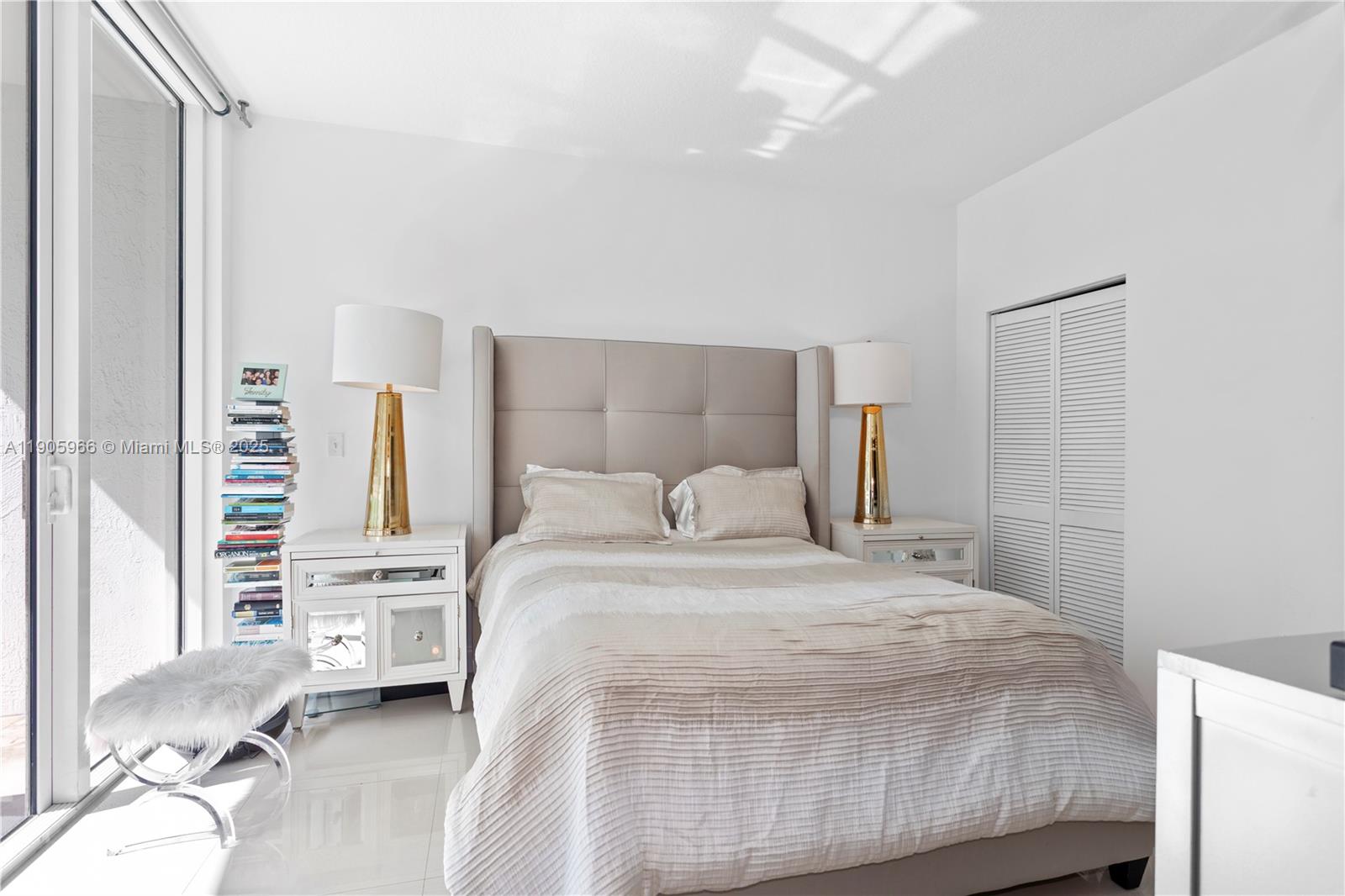 image Brickell On The River9