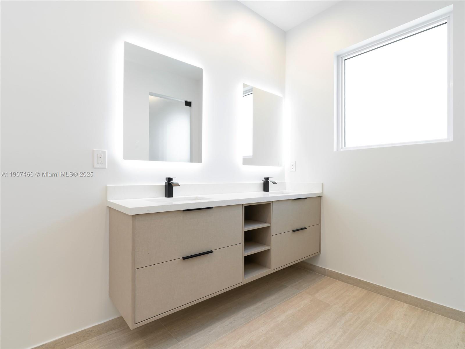 1705 SW 23rd St Fort Lauderdale, FL 33315