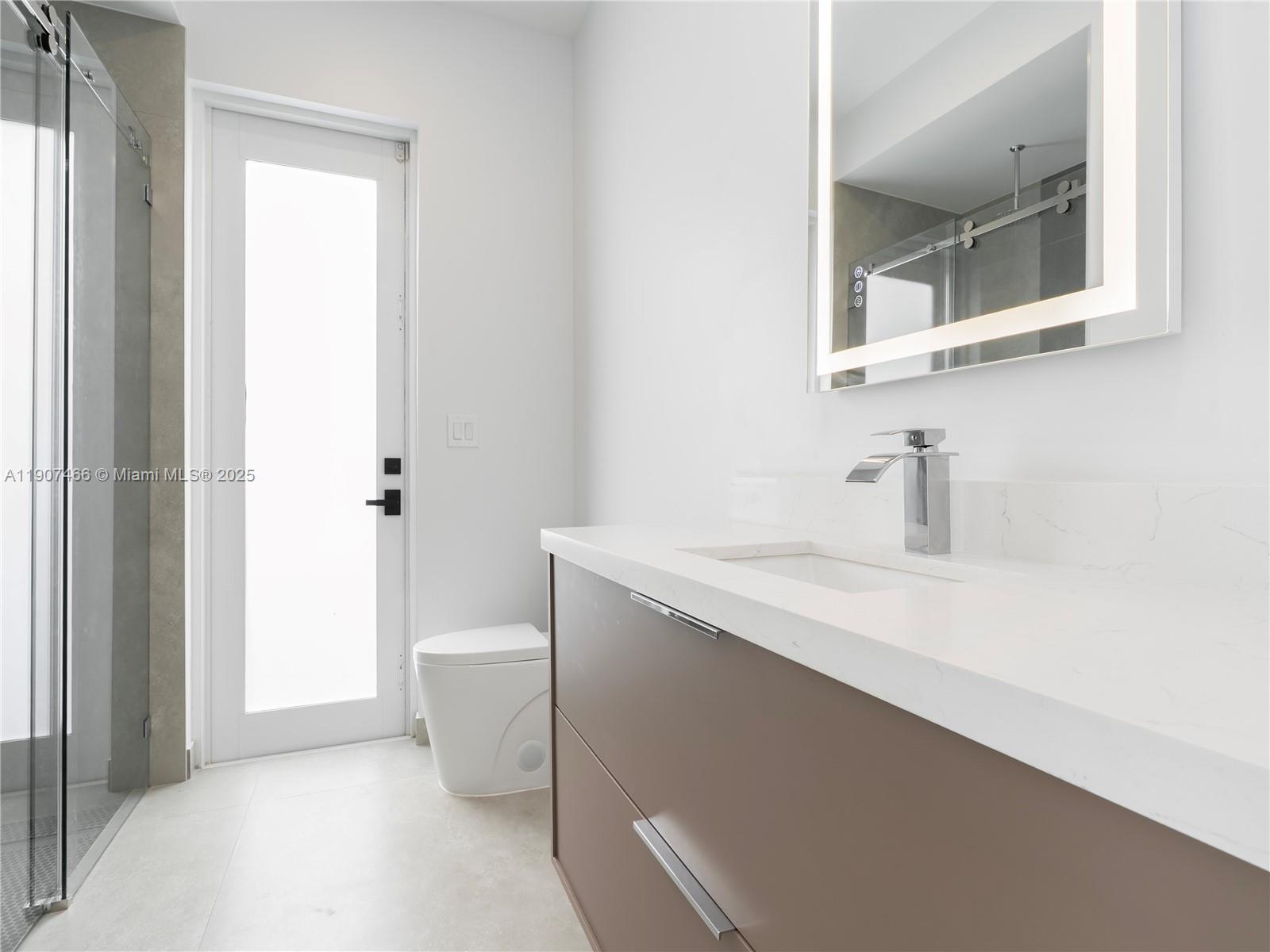 1705 SW 23rd St Fort Lauderdale, FL 33315