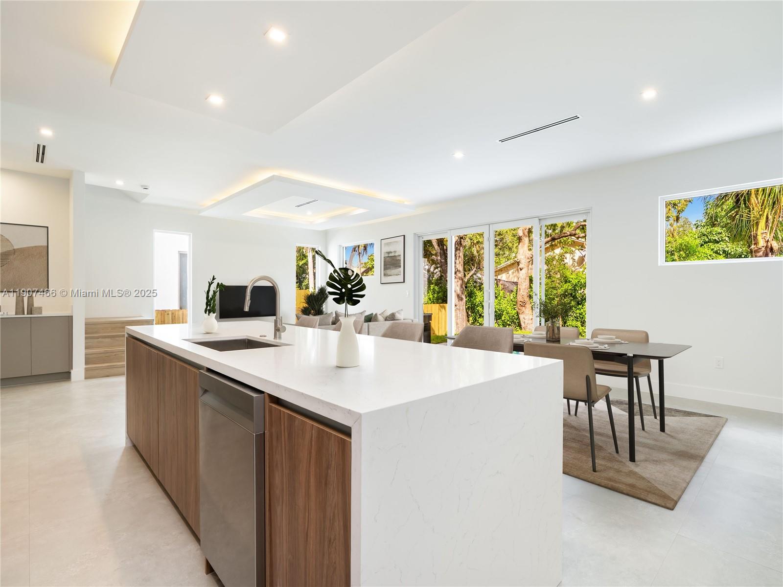 1705 SW 23rd St Fort Lauderdale, FL 33315