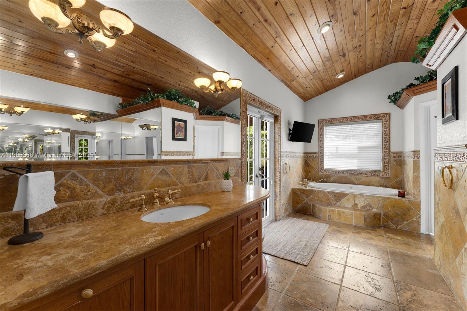 1250 Messina Ave Coral Gables, FL 33134