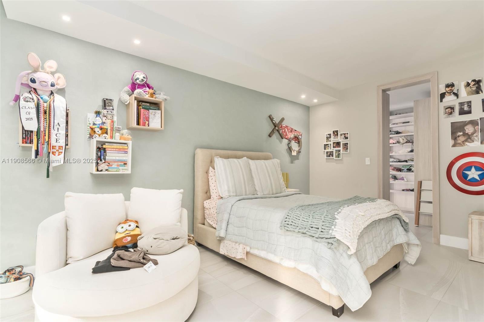 20355 NE 34th Ct #2728 Aventura, FL 33180