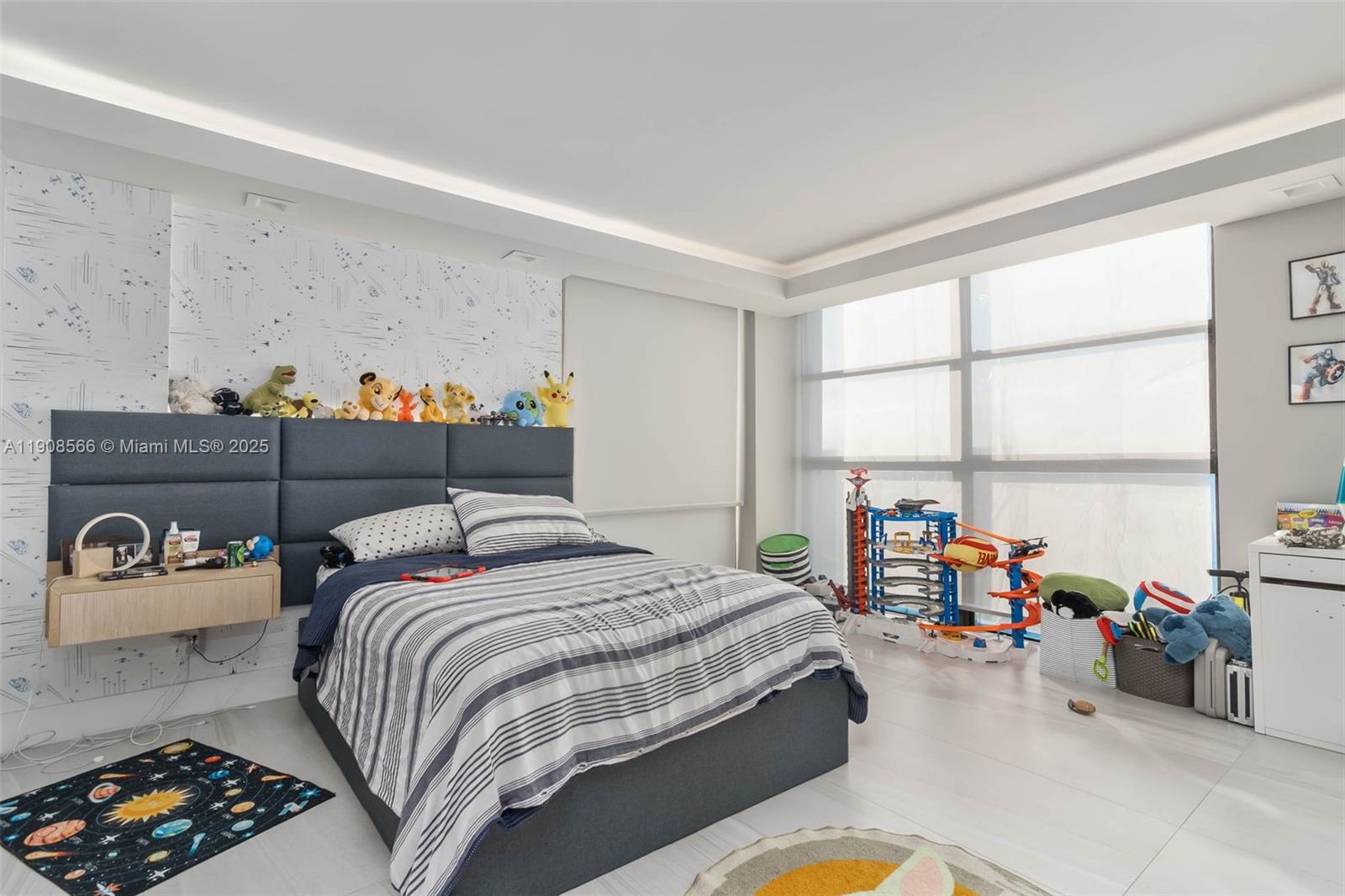 20355 NE 34th Ct #2728 Aventura, FL 33180