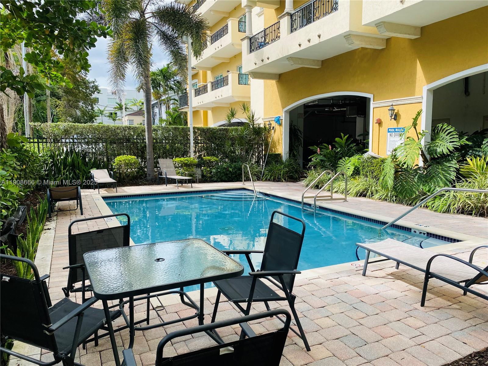 20 Calabria Ave #401 Coral Gables, FL 33134