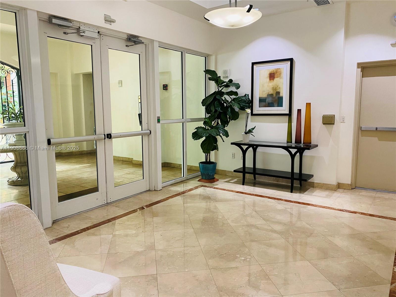 20 Calabria Ave #401 Coral Gables, FL 33134