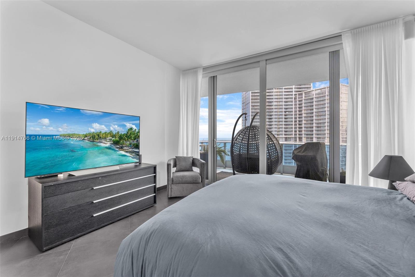 image Epic West Condo14