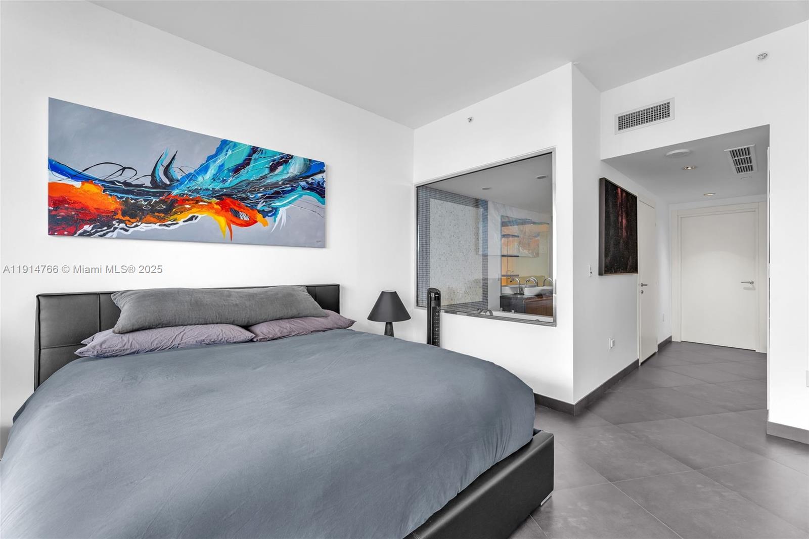 image Epic West Condo15